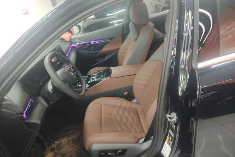 Used BMW i5 2024 eDrive 35L Prestige Luxury Package