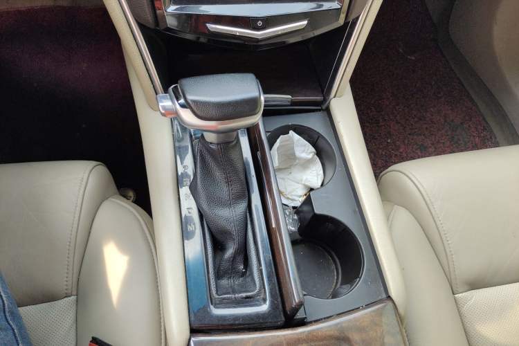 Used Cadillac XTS 2013 28T Comfort Model
