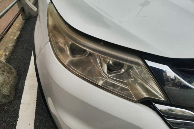 Used Foton Jiatu im8 2017 1.5L ZhiZun Model
