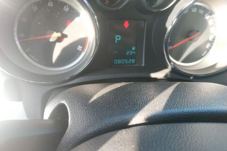 Used Buick Encore 2014 1.4T Automatic Two-Wheel Drive Urban Elite Model
