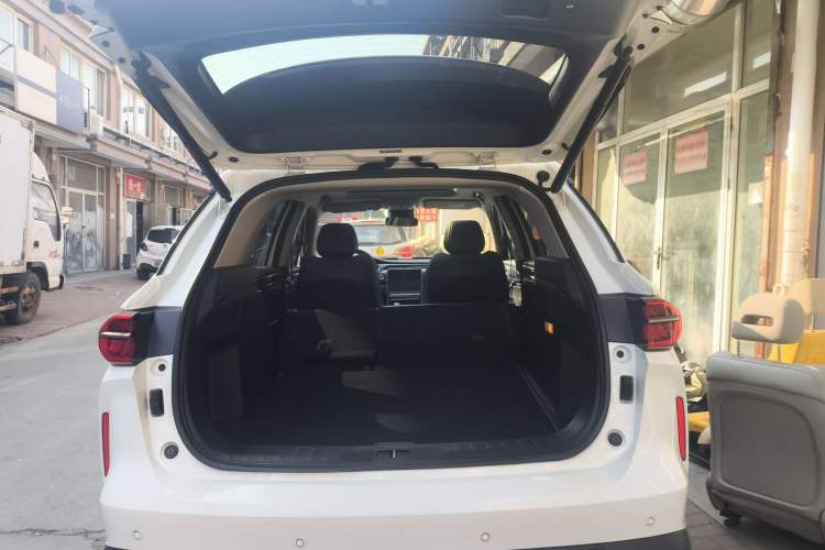 Used GAC Trumpchi GS4 PLUS 2021 270T Automatic Star Edition Trunk