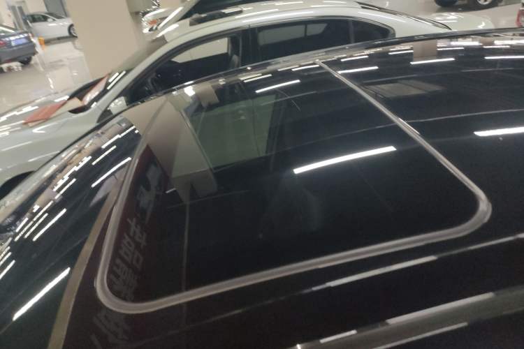 Used Toyota Camry 2023 2.0G Luxury Edition Roof