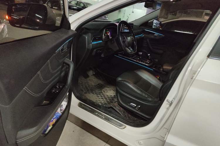 Used JETOUR X70S 2019 1.5T Automatic ZHENG TU Version China V Standard
