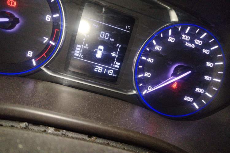 Used Changan Lingxuan 2017 1.6L Manual Happiness Edition
