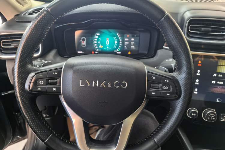 Used Lynk & Co 02 2018 1.5T DCT Two-Wheel Drive Sporty Version China V Standard
