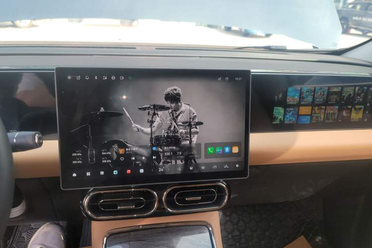 Used Leapmotor C11 2024 Range-Extended 300 Luxury Edition
