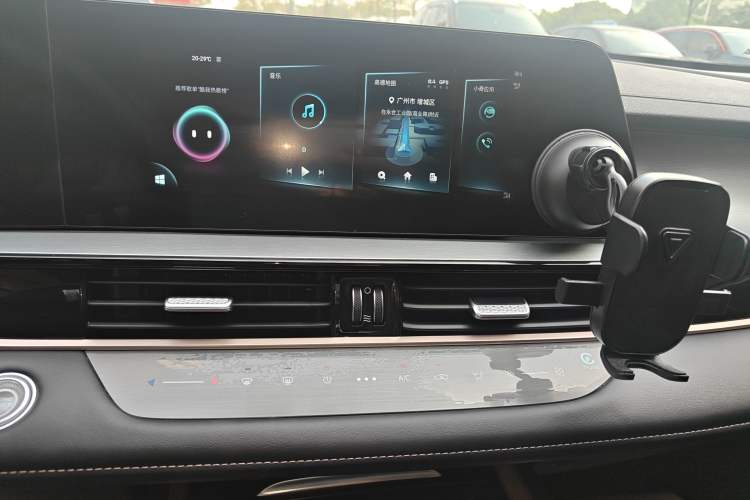 Used Chery Tiggo 5x 2025 High-Energy Version 1.5T CVT Comfort Model Audio And AC Panel