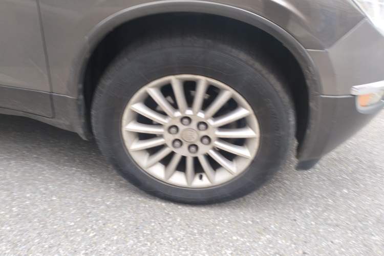 Used Buick Enclave 2013 3.6L Two-Wheel-Drive Elegance Edition