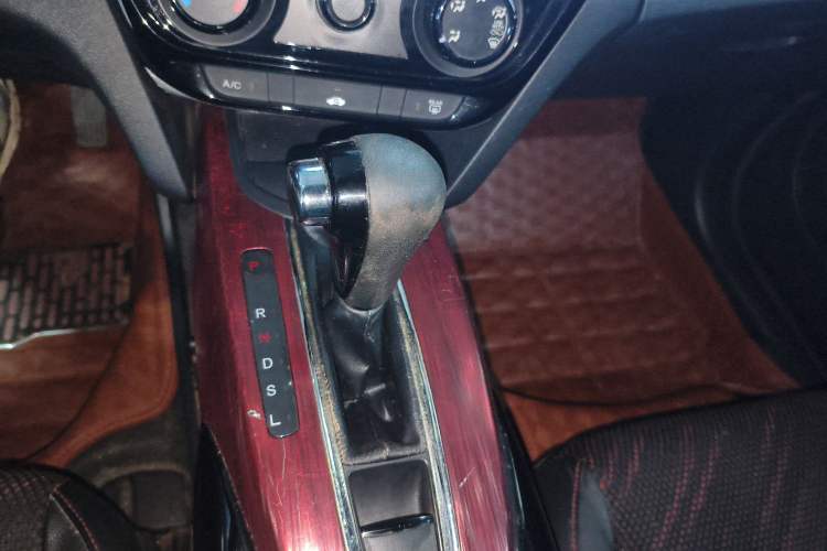 Used Honda XR-V 2015 1.8L EXi CVT Comfort Version Gear Lever