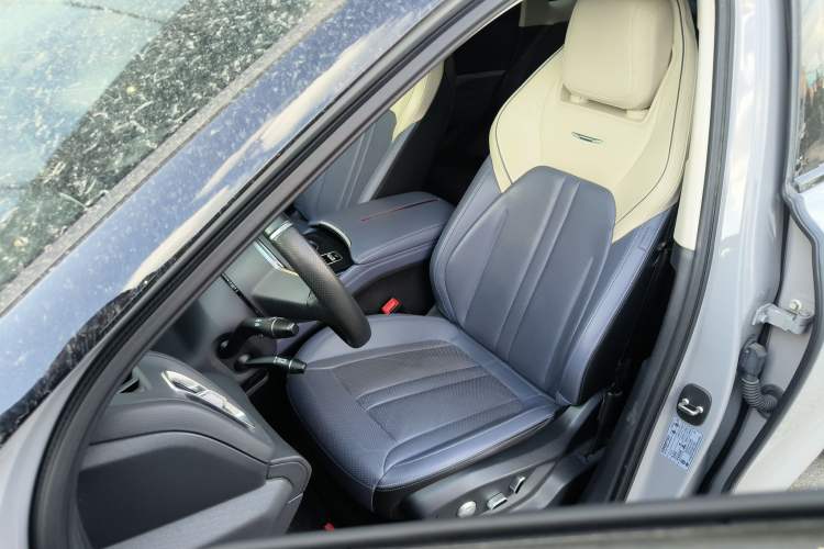 Used Hongqi HS3 2023 2.0T All-Wheel-Drive Youwei Version
