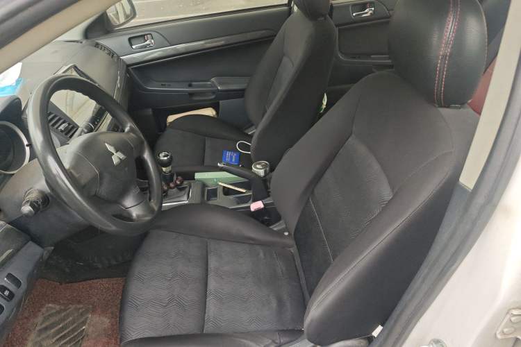 Used Mitsubishi Lancer EX 2011 Xiali Edition 2.0L Manual Comfort Model Left Front Seat