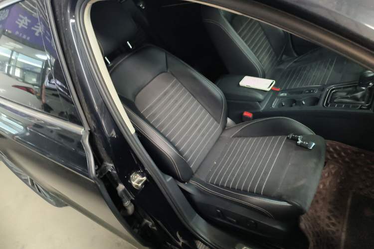 Used Volkswagen Magotan 2020 330TSI DSG Luxury Edition