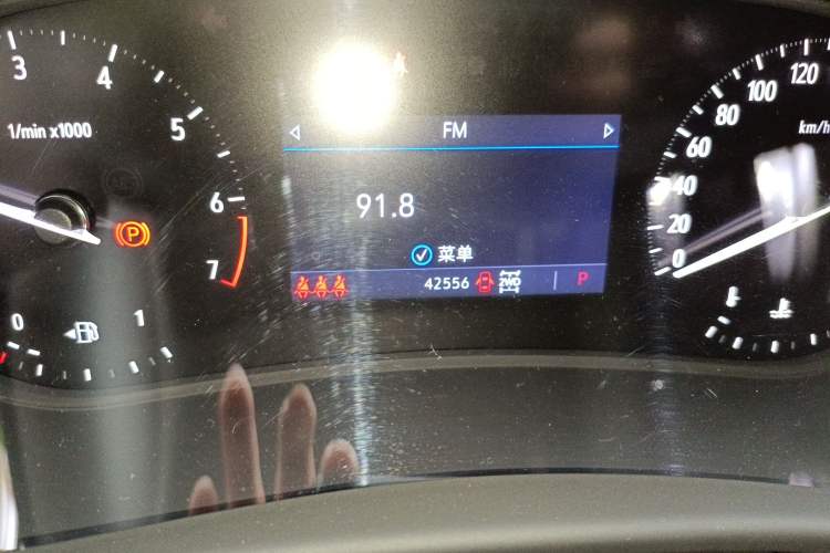 Used Buick Enclave 2020 28T Four-Wheel Drive Prestige Version Odometer Close Up