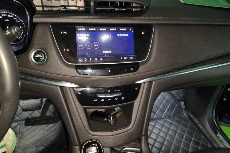 Used Cadillac XT5 2021 2.0T Two-Wheel Drive Luxury Version