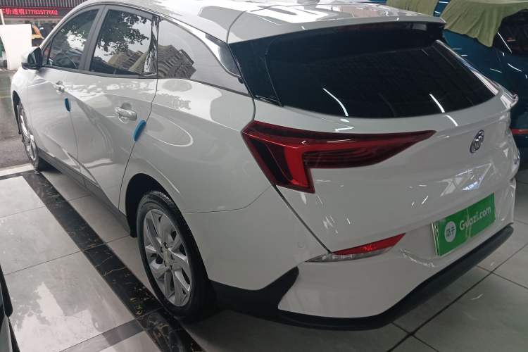 Used Buick Velite 6 2023 430km Range Commuter Version