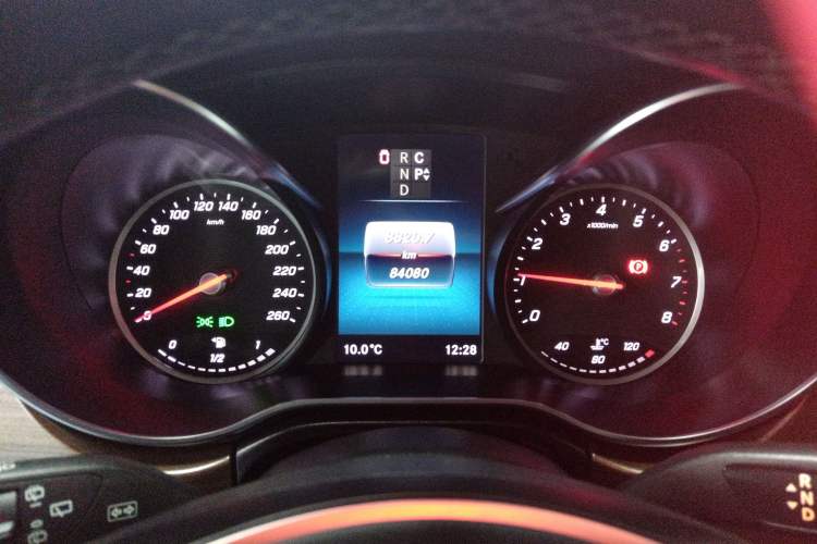 Used Mercedes-Benz V-Class 2016 V 260 L Prestige Extended Edition
