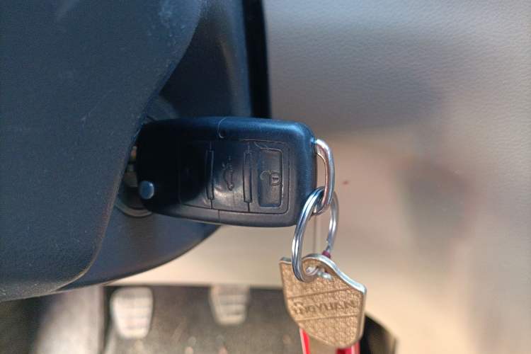 Used Chery E3 2013 1.5L Manual Fashion Model
