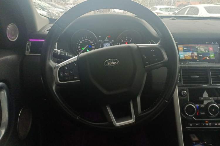 Used Land Rover Discovery Sport 2018 240 PS SE Version Steering Wheel
