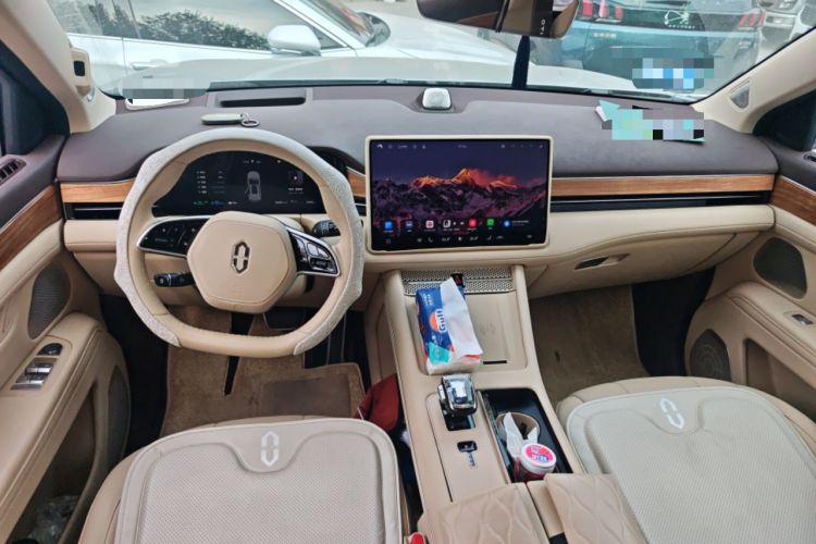 Used Hima AITO M7 2024 1.5T Intelligent Driving 4WD Max Edition 5 Seats Center Console