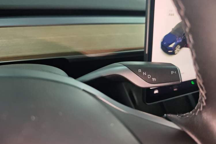 Used Tesla Model Y 2021 Standard Range Rear-Wheel Drive Version Gear Lever