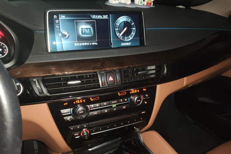 Used BMW X6 2017 xDrive28i
