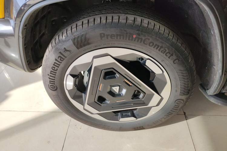 Used Deepal G318 2025 Worry-Free Adventure Edition Four-Wheel Drive Secret Realm Version Exterior 4