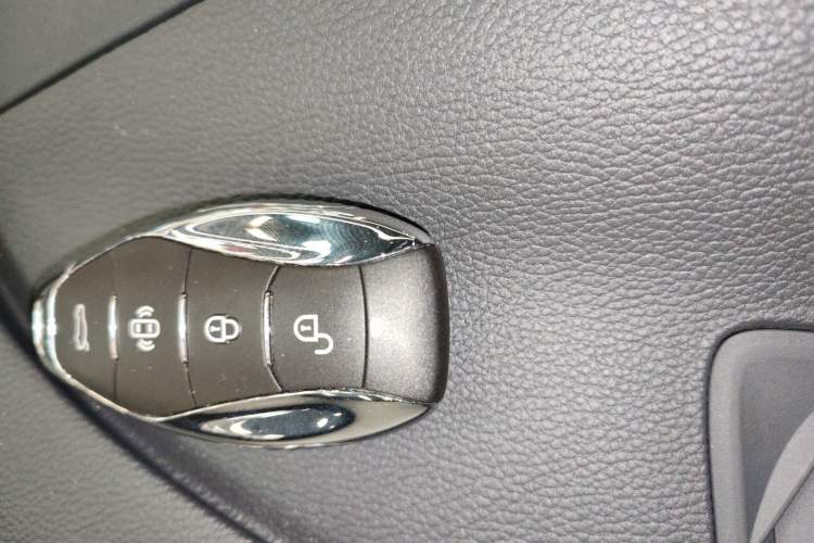 Used Hongqi HS5 2023 2.0T Qixiang Pro Edition