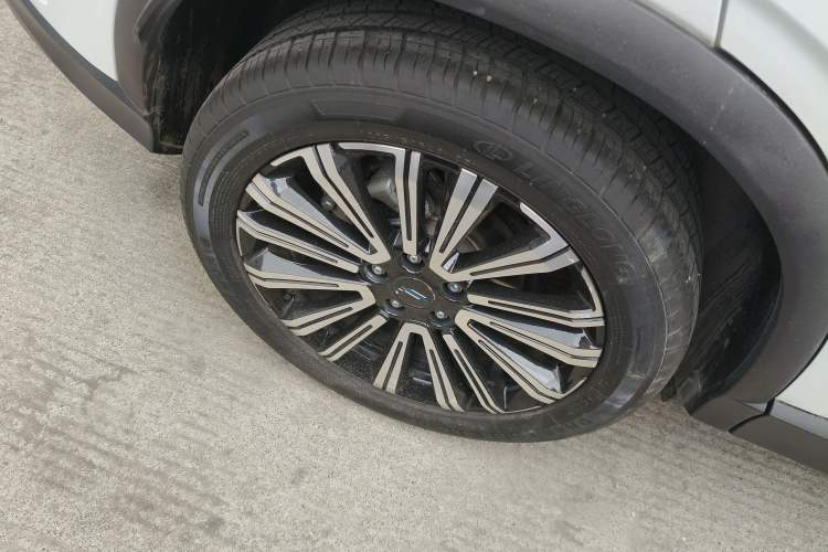 Used CHANGAN OSHAN X5 2021 Revised Version 1.5T DCT Luxury Edition