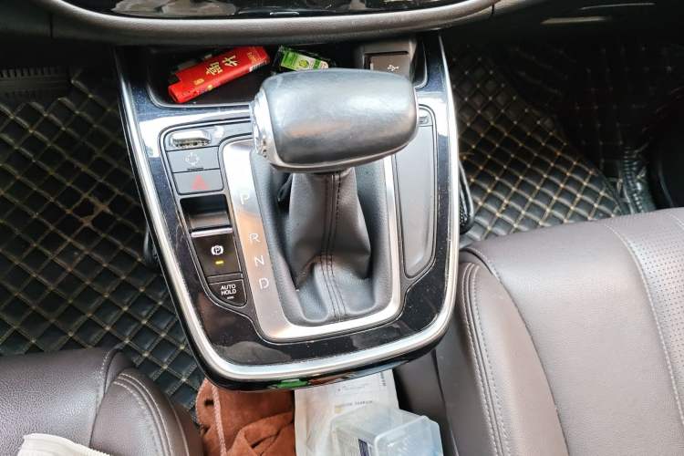 Used GAC Trumpchi M6 2019 270T Automatic Luxury Edition (7-seater) China V Standard Gear Lever