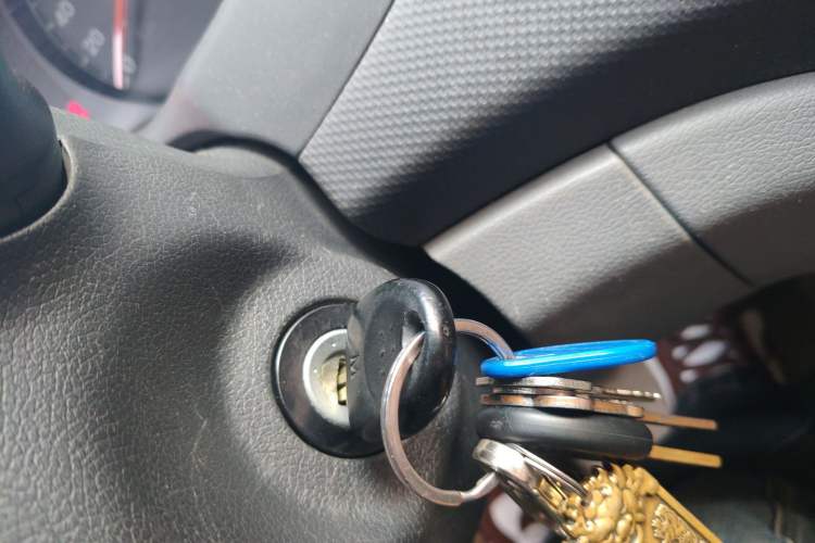 Used Hyundai Verna (older generation) 2014 1.4L Manual Smart GLS Trim
