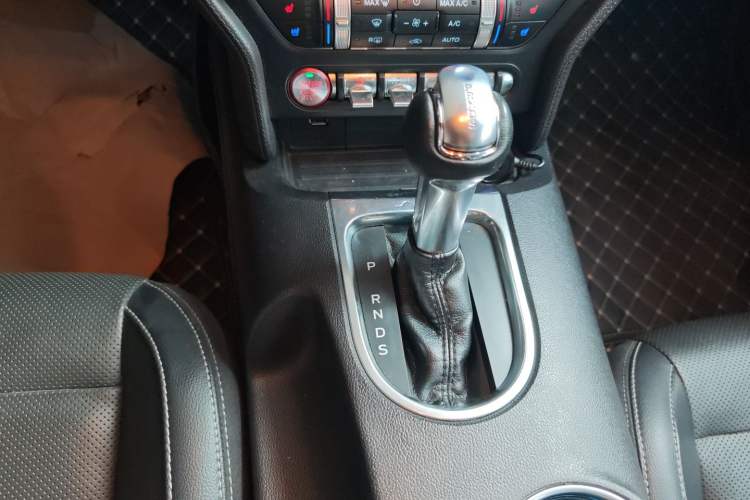 Used Ford Mustang 2019 2.3L EcoBoost
