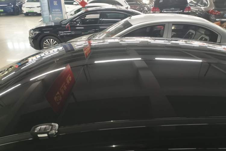 Used Hongqi E-QM5 2023 Base Travel Edition
