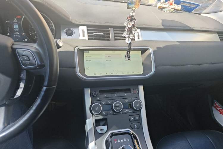 Used Land Rover Range Rover Evoque 2018 240 PS SE Smart Brilliance Edition
