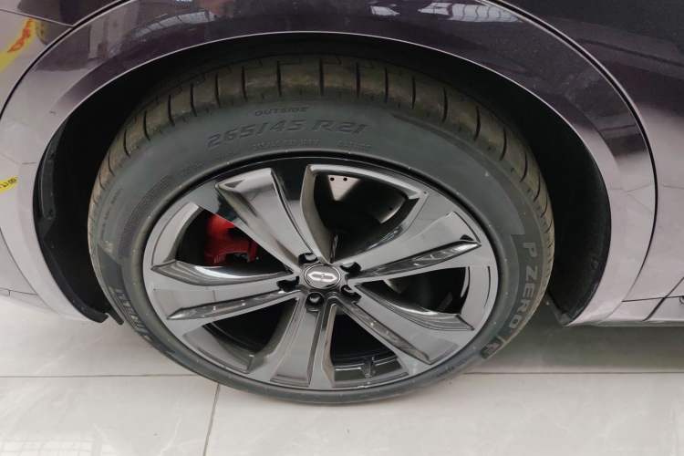 Used Hima AITO M8 2025 Extended-Range Ultra Version 53.4 kWh 5-Seater Edition