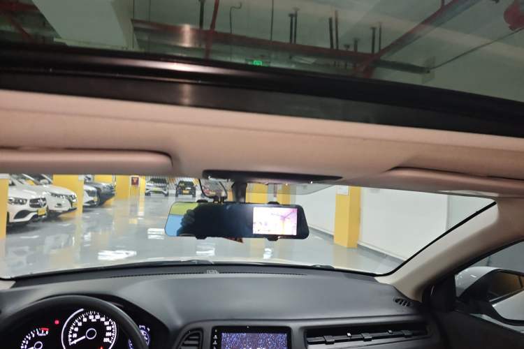 Used Honda Vezel 2020 1.5L CVT Pioneer Edition Headliner