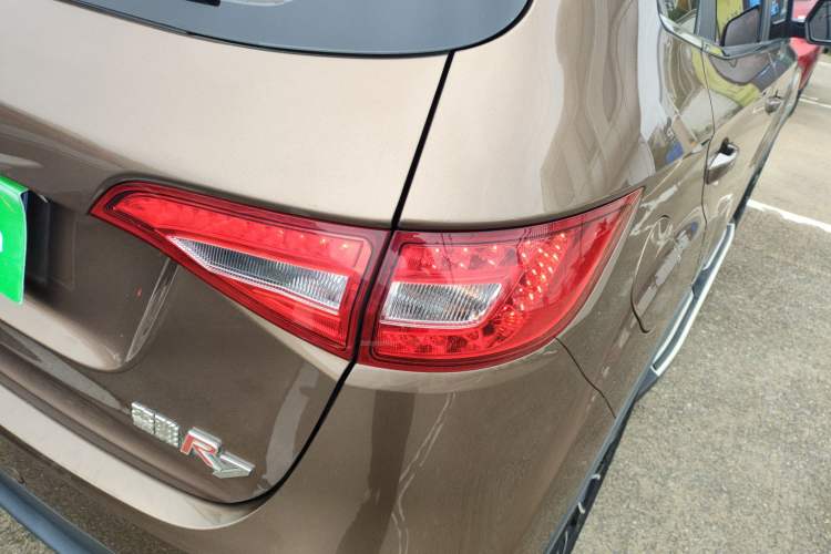 Used FAW Senya R7 2016 1.6L Manual Smart Version Right Rear Taillight