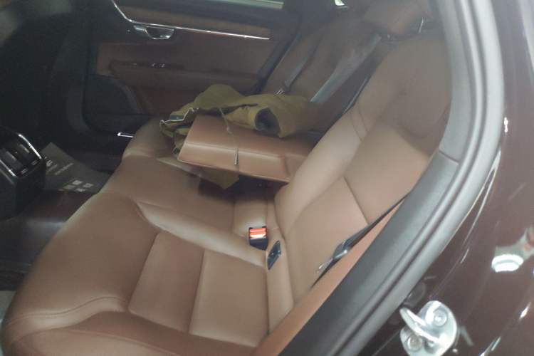 Used Volvo S90 2024 B5 Zhiyuan Luxury Edition
