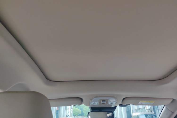 Used BYD Song MAX New Energy 2022 DM-i 105KM Flagship Model Headliner