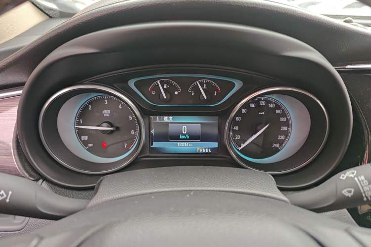 Used Buick Envision 2016 20T Two-Wheel-Drive Elite Model
