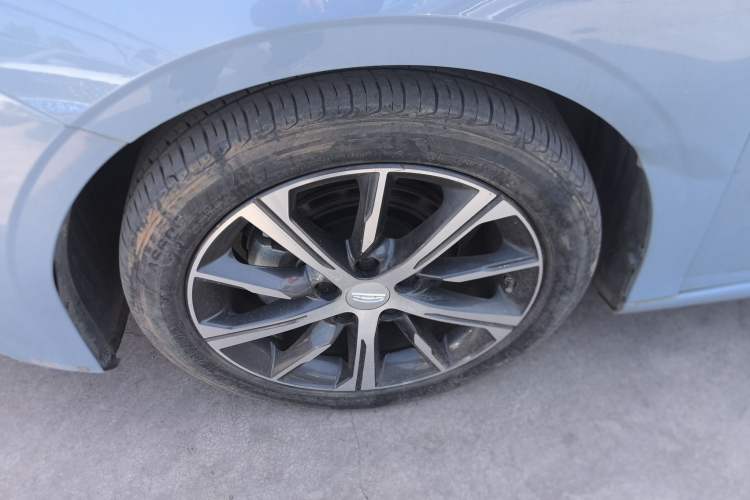 Used Geely Auto Emgrand 2023 4th Generation Champion Edition 1.5L CVT Prestige Model