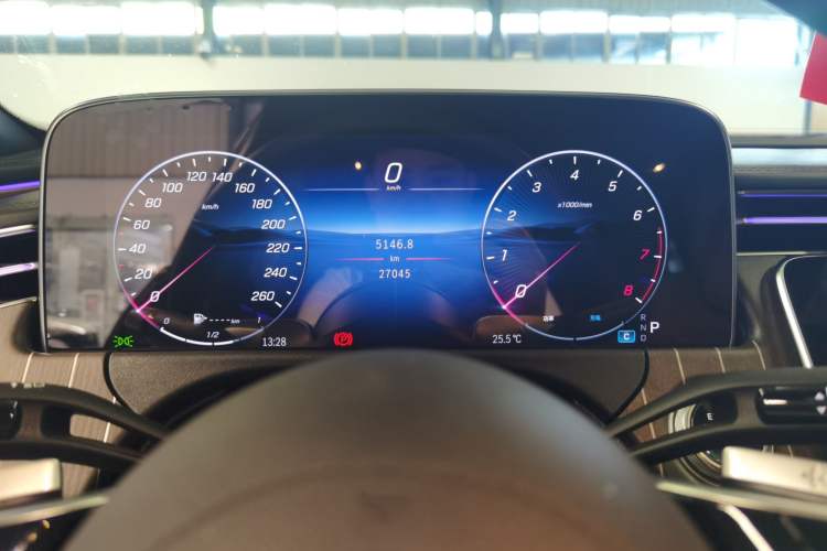 Used Mercedes-Benz E-Class 2024 Refresh E 300 L Stylish Edition
