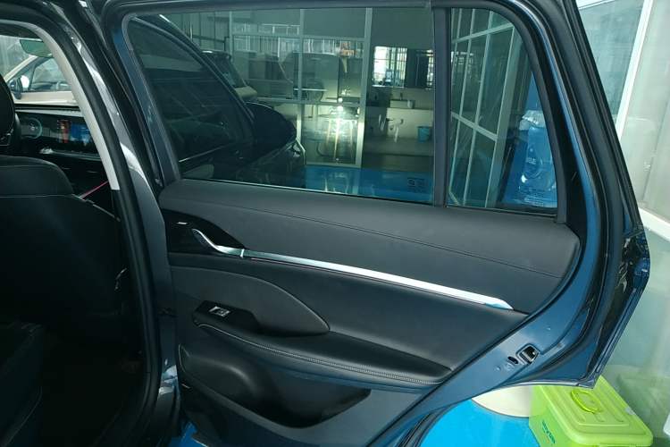 Used Roewe RX5 eMAX 2022 1.5T PHEV Fearless Prestige Edition
