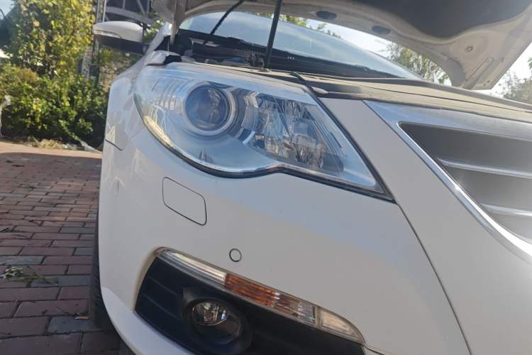 Used Volkswagen FAW-Volkswagen CC 2011 2.0 TSI Ultimate Edition Right Front Headlight