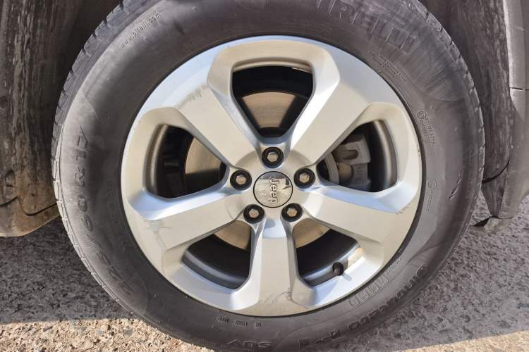 Used Jeep Compass 2017 200T Automatic Family Edition