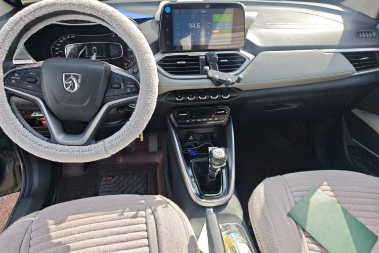 Used Baojun 510 2017 1.5L Manual Fashion Model