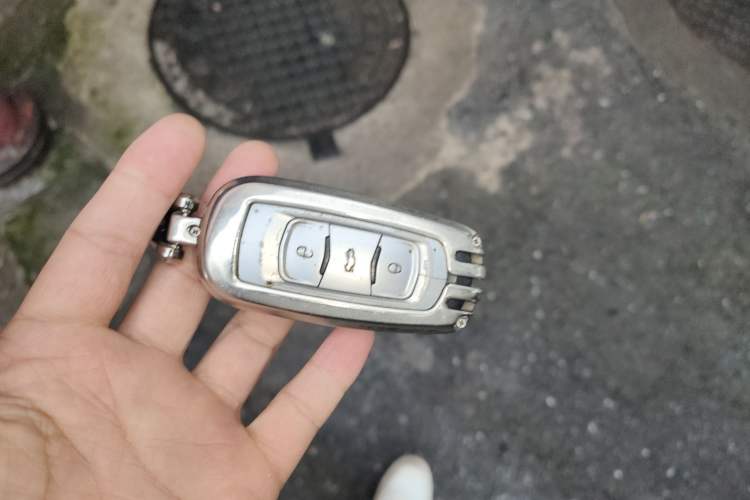 Used Geely Auto Emgrand 2014 Sedan 1.5L Manual Elite Model