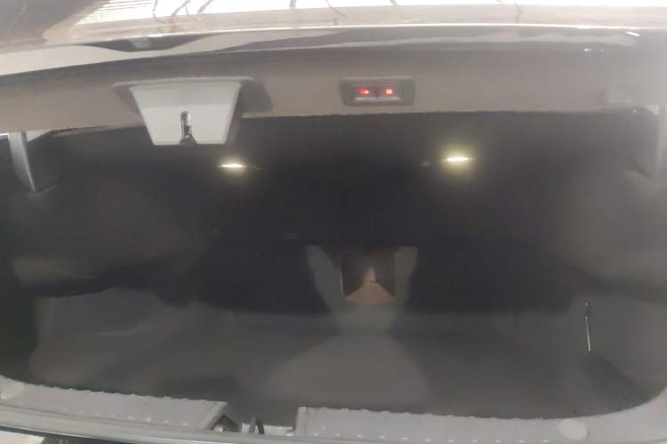 Used BYD Han 2020 EV Long-Range Luxury Model
