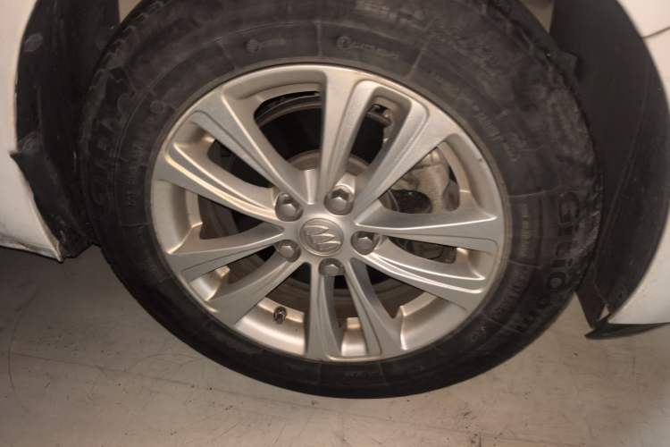 Used Buick GT 2017 15N Automatic Entry-Level Trim
