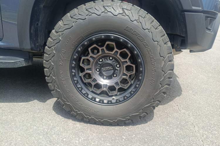 Used Ford Ranger 2023 Shanlin 4x4 Manual Transmission Gasoline Model Right Front Wheel Hub