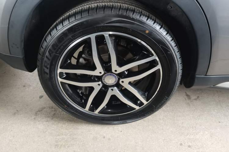 Used Mercedes-Benz GLA 2016 GLA 220 4MATIC Fashion Edition Right Rear Wheel Hub